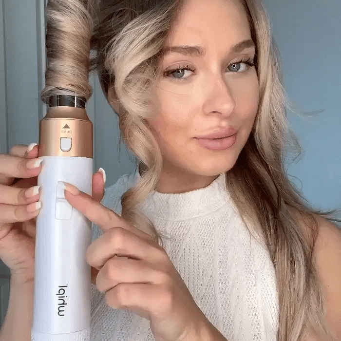 Orelium AirStyler in azione sui capelli
